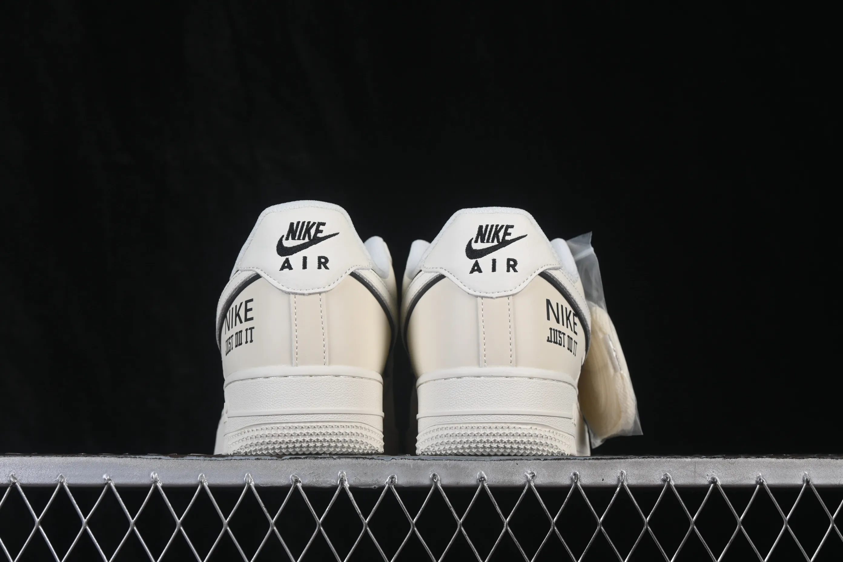 All categories Nk Air Force 1 Air Force series Nk Air Force 1 Low Air Force low-top Nike Air Force 1'07 Low Off-white Air Force One low-top casual sneakers MM5288-082